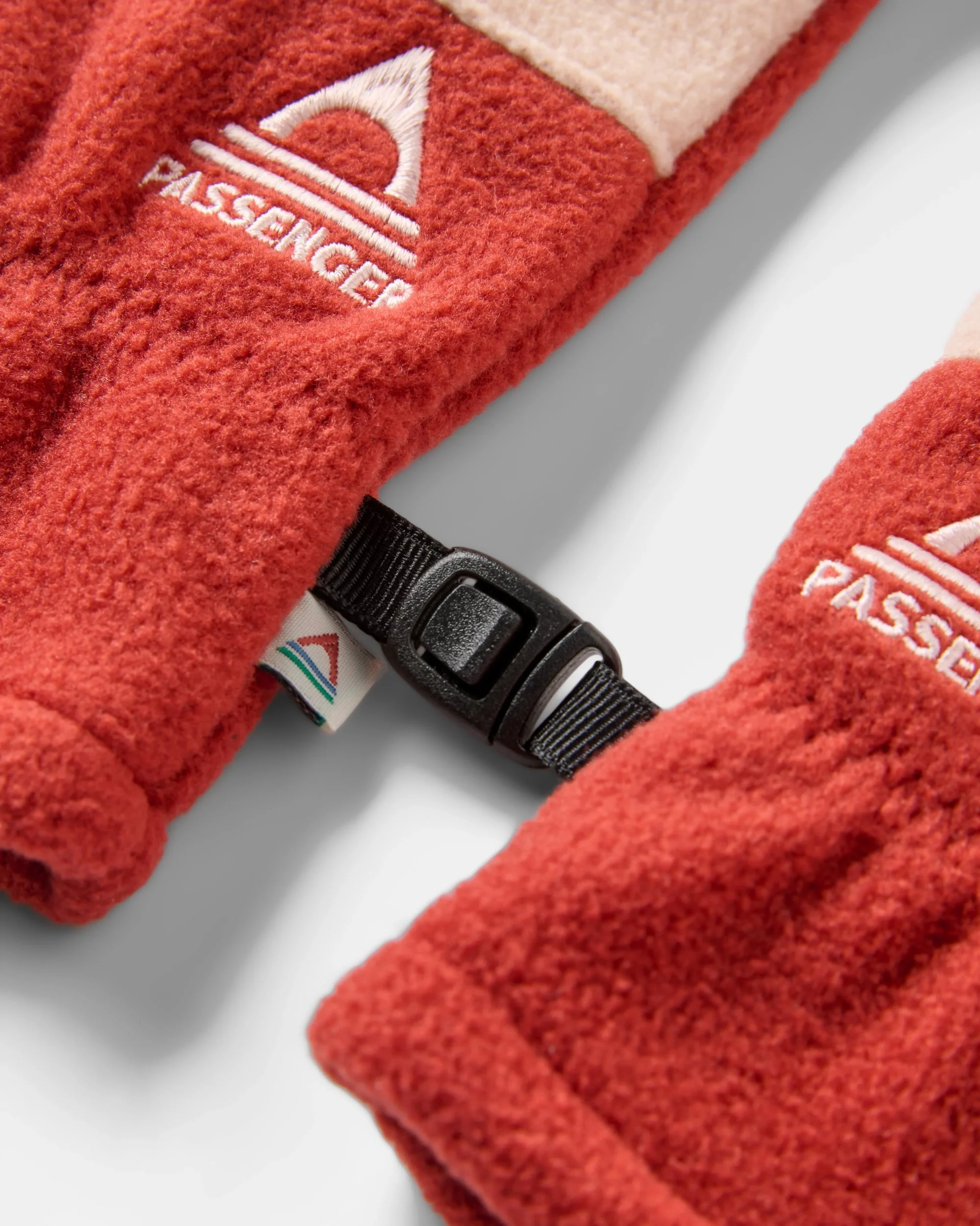 Daytrip Recycled Polar Fleece Gloves - Red Ochre/Blush - Image 5