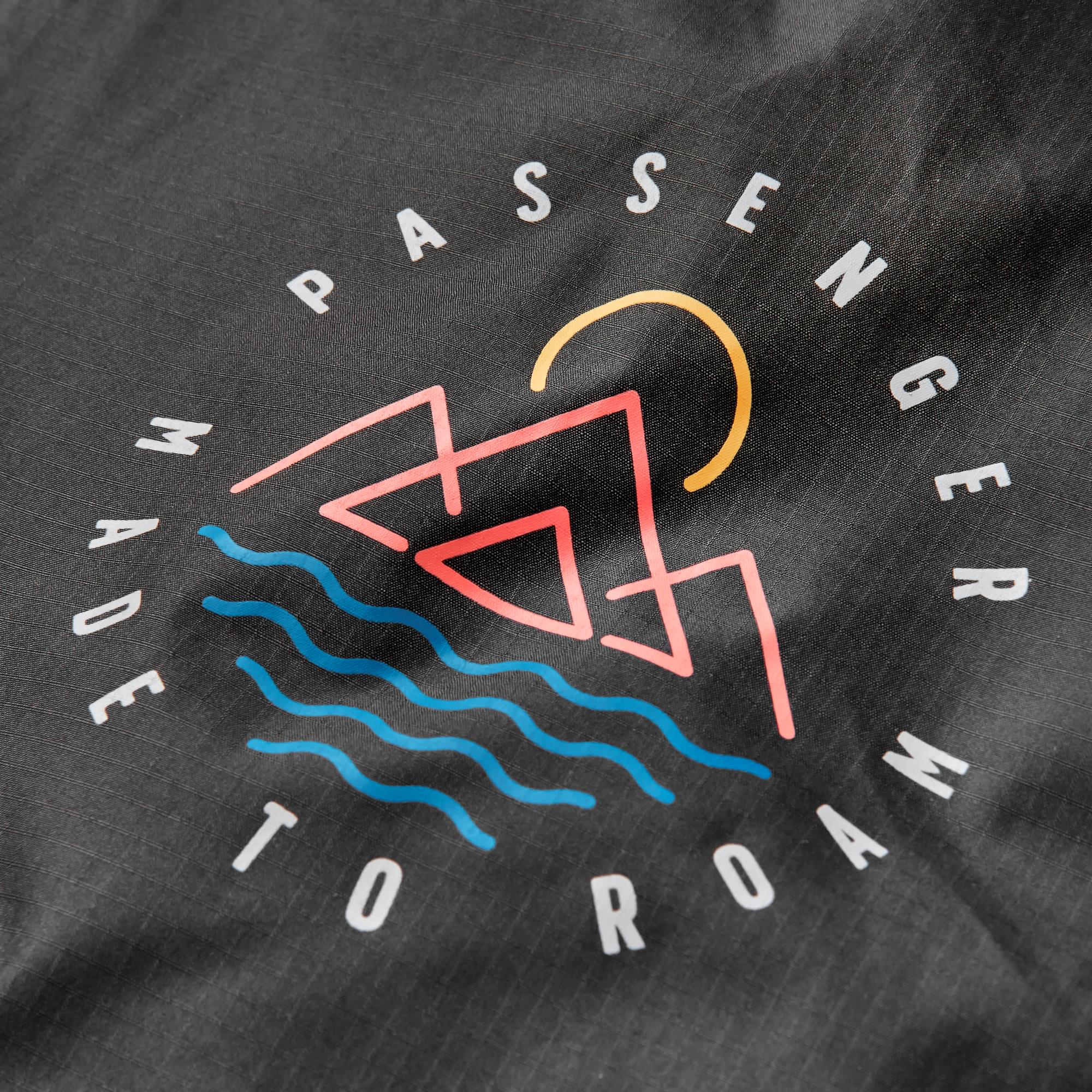 Escapism Recycled Sherpa Lined Changing Robe - Black - Image 9