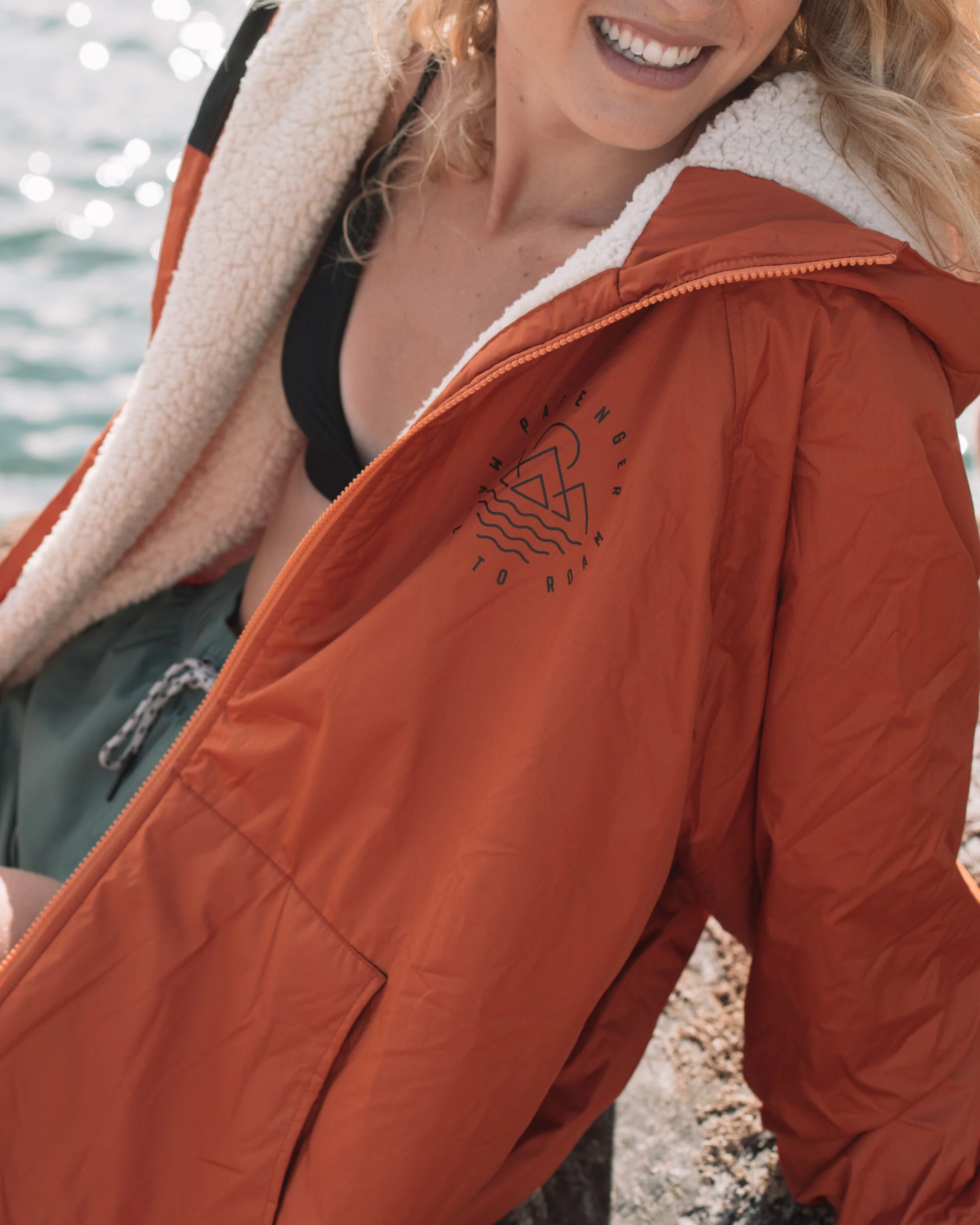 Escapism Recycled Sherpa Lined Changing Robe - Rust - Image 9