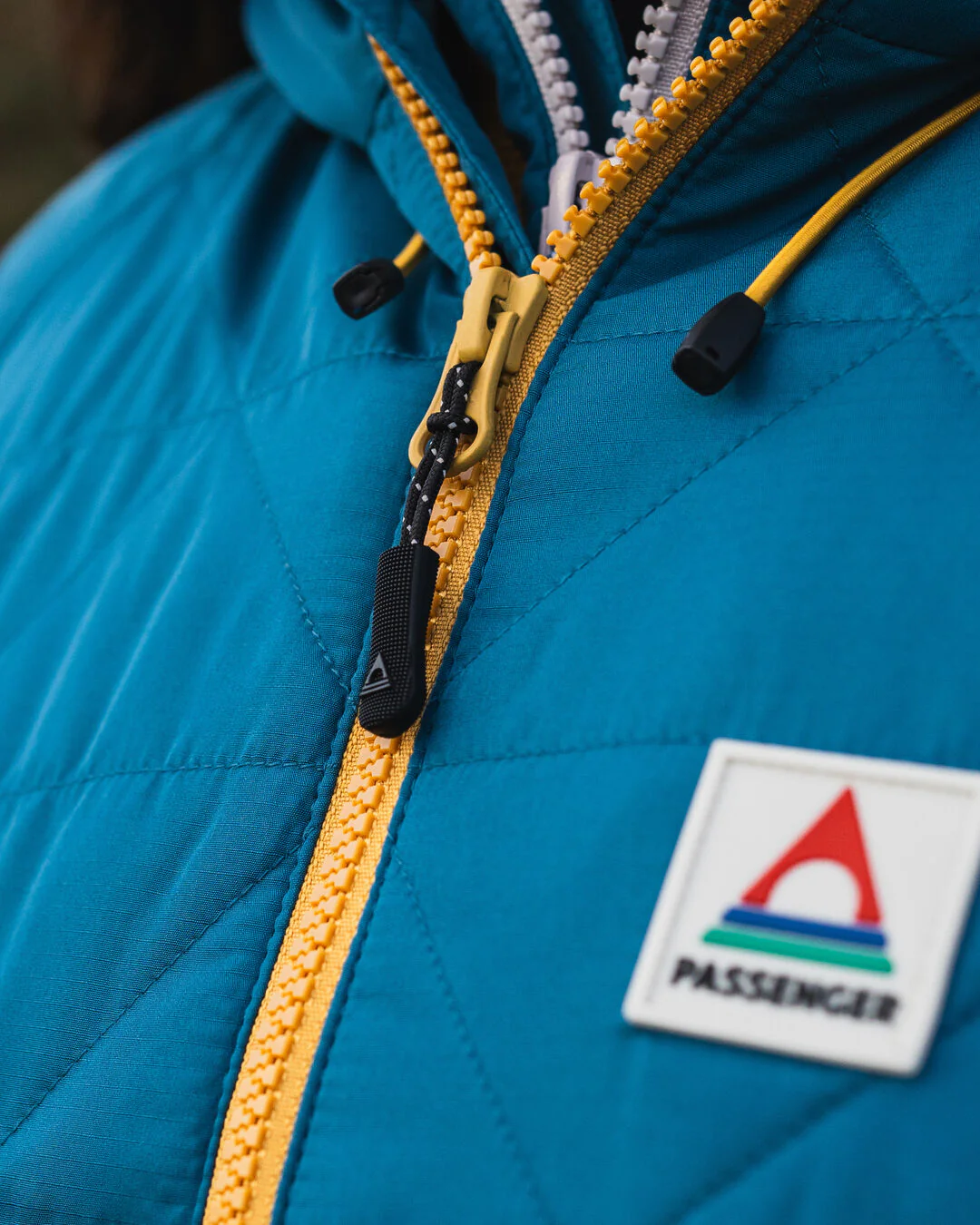 Singletrack Recycled Thermore® Insulated Jacket - Corsair Blue/ Jungle Green - Image 3