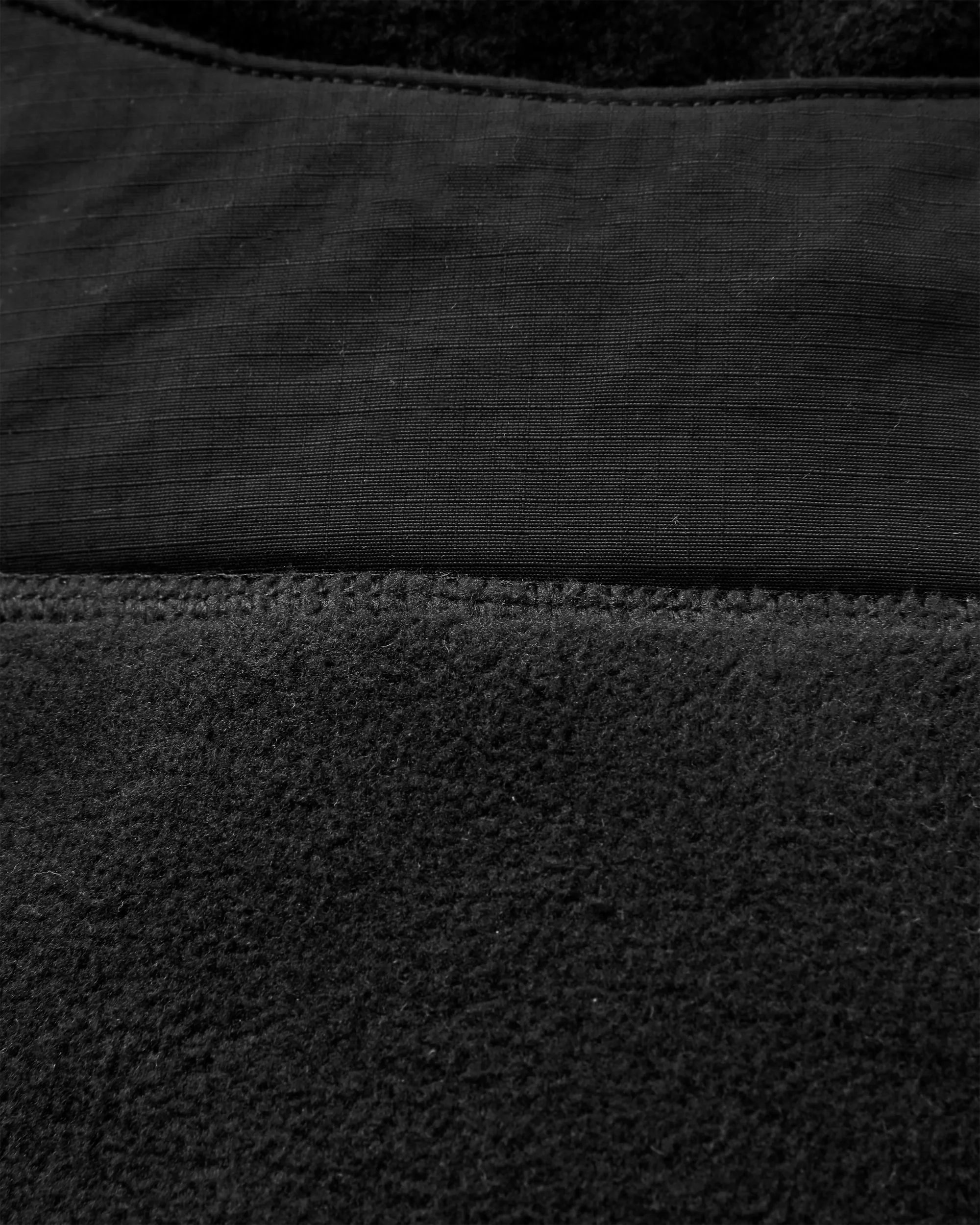 Snow Lodge Polartec® Hood - Black - Image 7